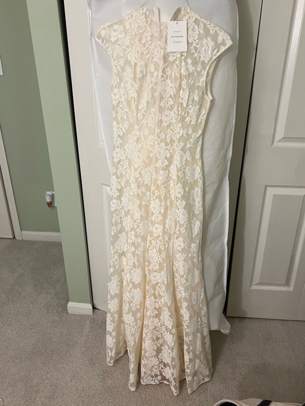 Huong Boutique Sloane Dress - Sleeveless Elegant Silhouette - Picture 7 of 7